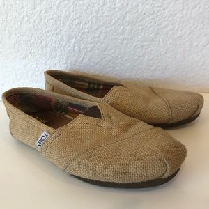 The iconic TOMS slip-ons
